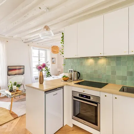 Guestready - Lovely In A Prime Location דירה