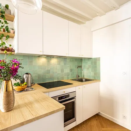 Guestready - Lovely In A Prime Location פריז